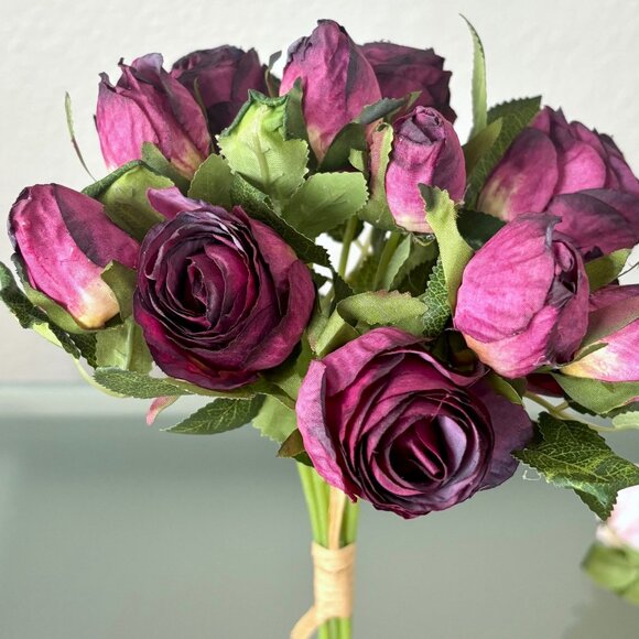 13 1/4" Red Purple 12 Bud Faux Artificial Roses Rosebuds Flower Bundle Bouquet - Picture 1 of 5
